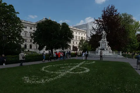 750_3795